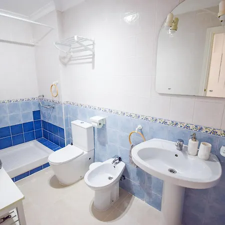 Casa Clara, 2 Bedroom With Communal Pool Hansonholiday *