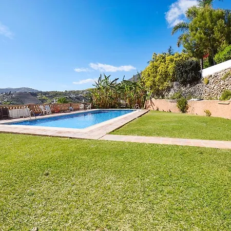 Casa Clara, 2 Bedroom With Communal Pool Hansonholiday * Frigiliana
