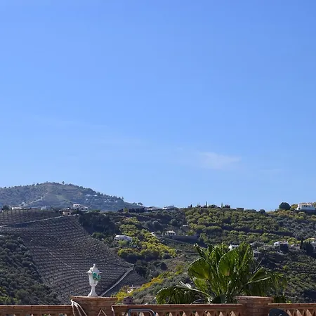 Apartment Casa Clara, 2 Bedroom With Communal Pool Hansonholiday *