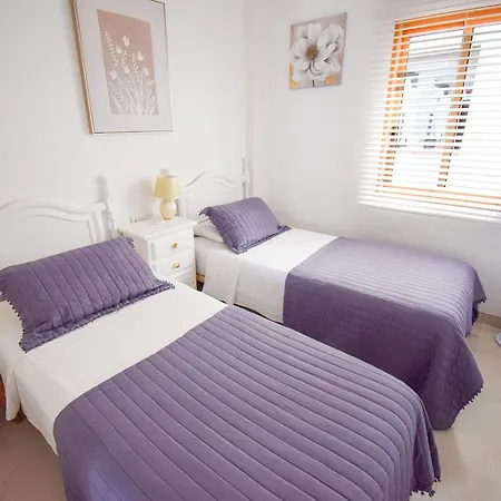 Casa Clara, 2 Bedroom With Communal Pool Hansonholiday * Frigiliana
