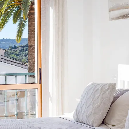 Casa Clara, 2 Bedroom With Communal Pool Hansonholiday Apartment Frigiliana